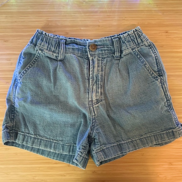 Gap, girls, size 8, soft denim shorts. - Picture 1 of 4